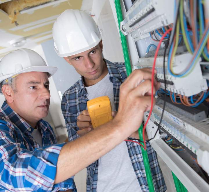 Travaux d’installation électrique Magny-en-Vexin